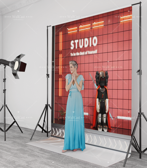 2_12 Red - toned Art Space Corner